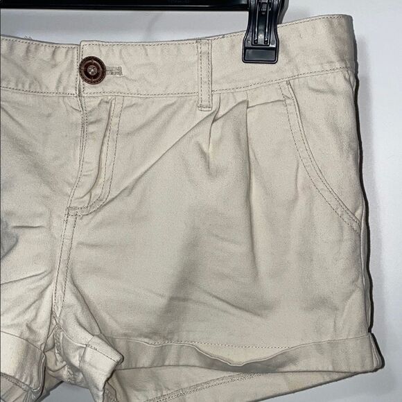 Forever 21 Cream High Waist Summer Shorts - Picture 2 of 8